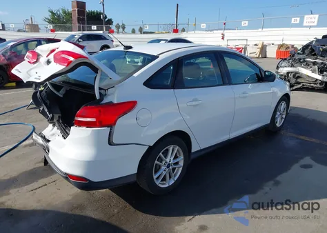 2016 Ford Focus Se z USA, uszkodzony, nr VIN 1FADP3F25GL269262
